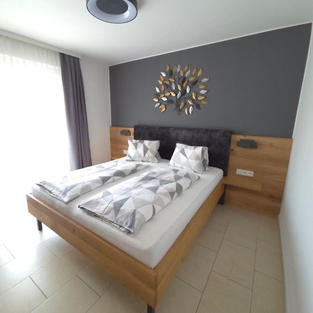 Apartmani Dea Crikvenica Exterior foto