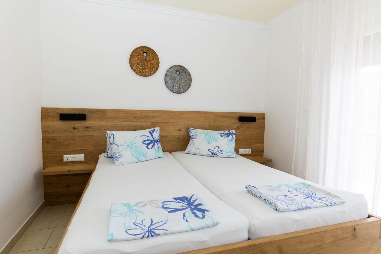 Apartmani Dea Crikvenica Exterior foto