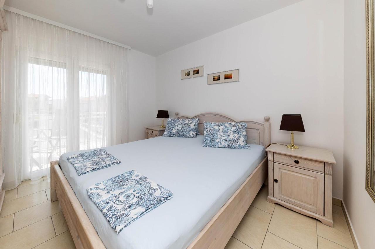 Apartmani Dea Crikvenica Exterior foto
