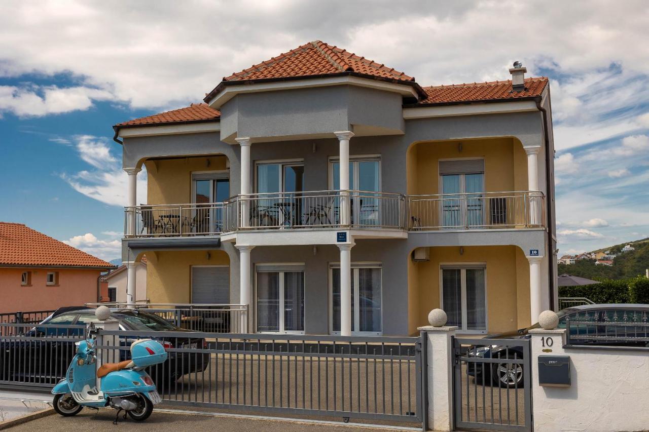 Apartmani Dea Crikvenica Exterior foto
