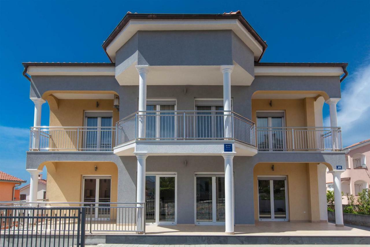 Apartmani Dea Crikvenica Exterior foto