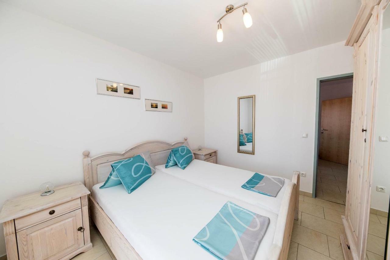 Apartmani Dea Crikvenica Exterior foto