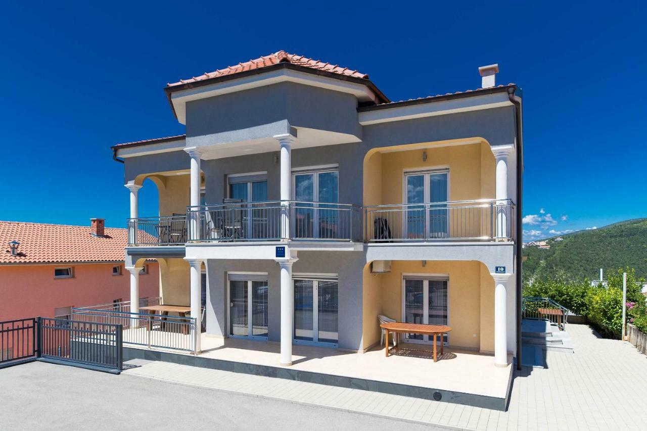 Apartmani Dea Crikvenica Exterior foto